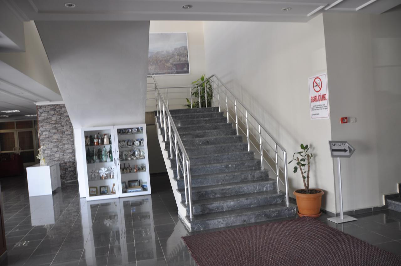 Canakkale Uygulama Oteli̇ Екстер'єр фото