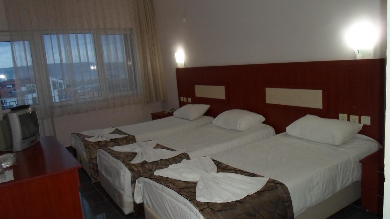 Canakkale Uygulama Oteli̇ Екстер'єр фото